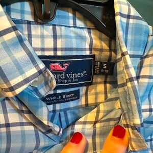 Vineyard Vines, youth medium button up